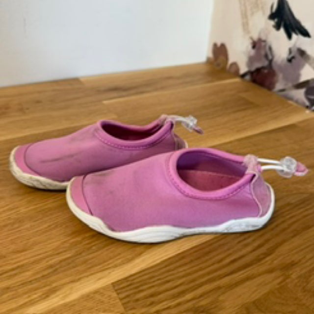 Size 7-9 | Kid (2-4Y) | Millie's Little Closet